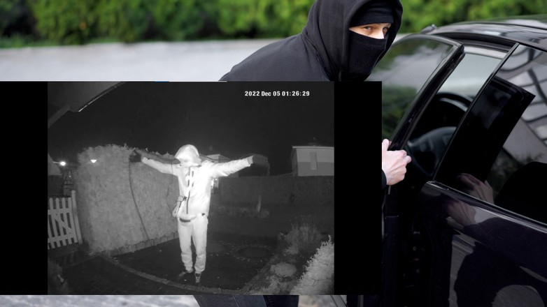 Złodziej próbujący złapać sygnał z kluczyka