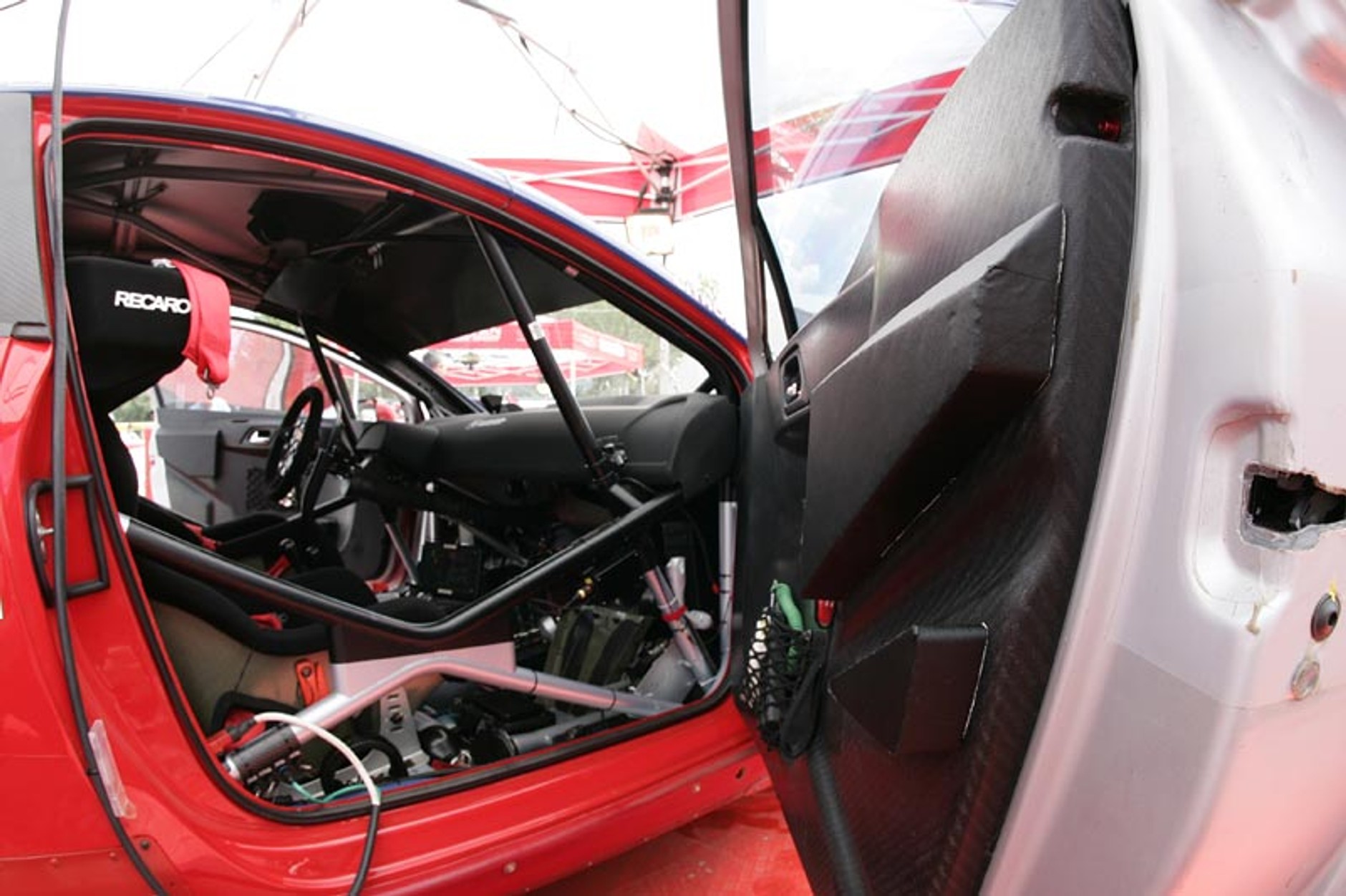 Rajd Argentyny 2008: Loeb zdecydowanym liderem (I. etap)