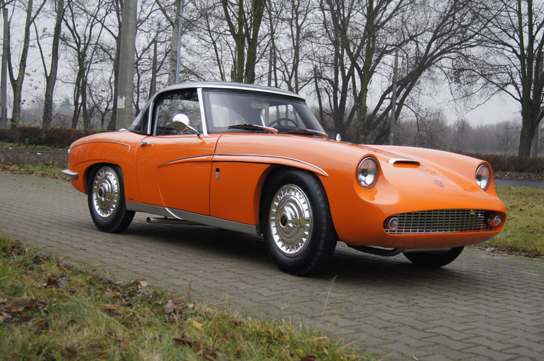 Replika Syreny Sport: powrót kultowego auta