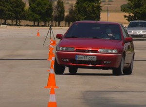 Citroen Xantia Activa w teście łosia – już nie jest najlepszy?!