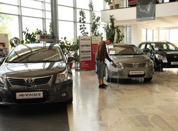 Ranking kredytów samochodowych z „autobanków”