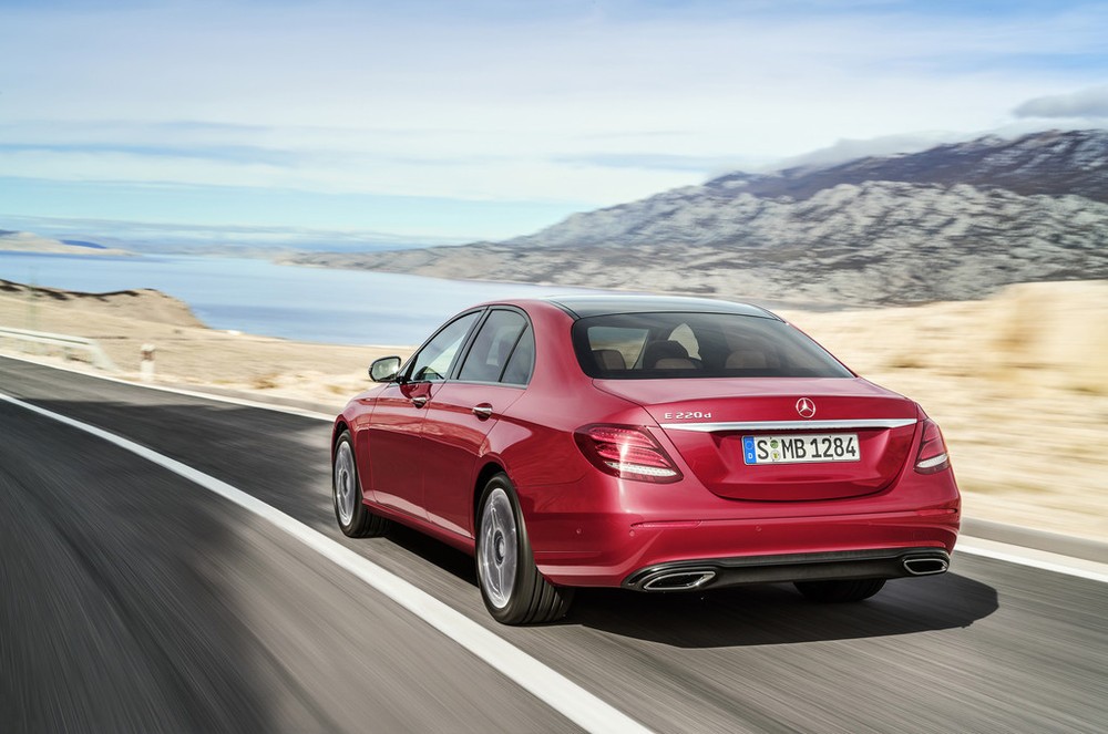 Nowy Mercedes-Benz Klasy E – przed premierą