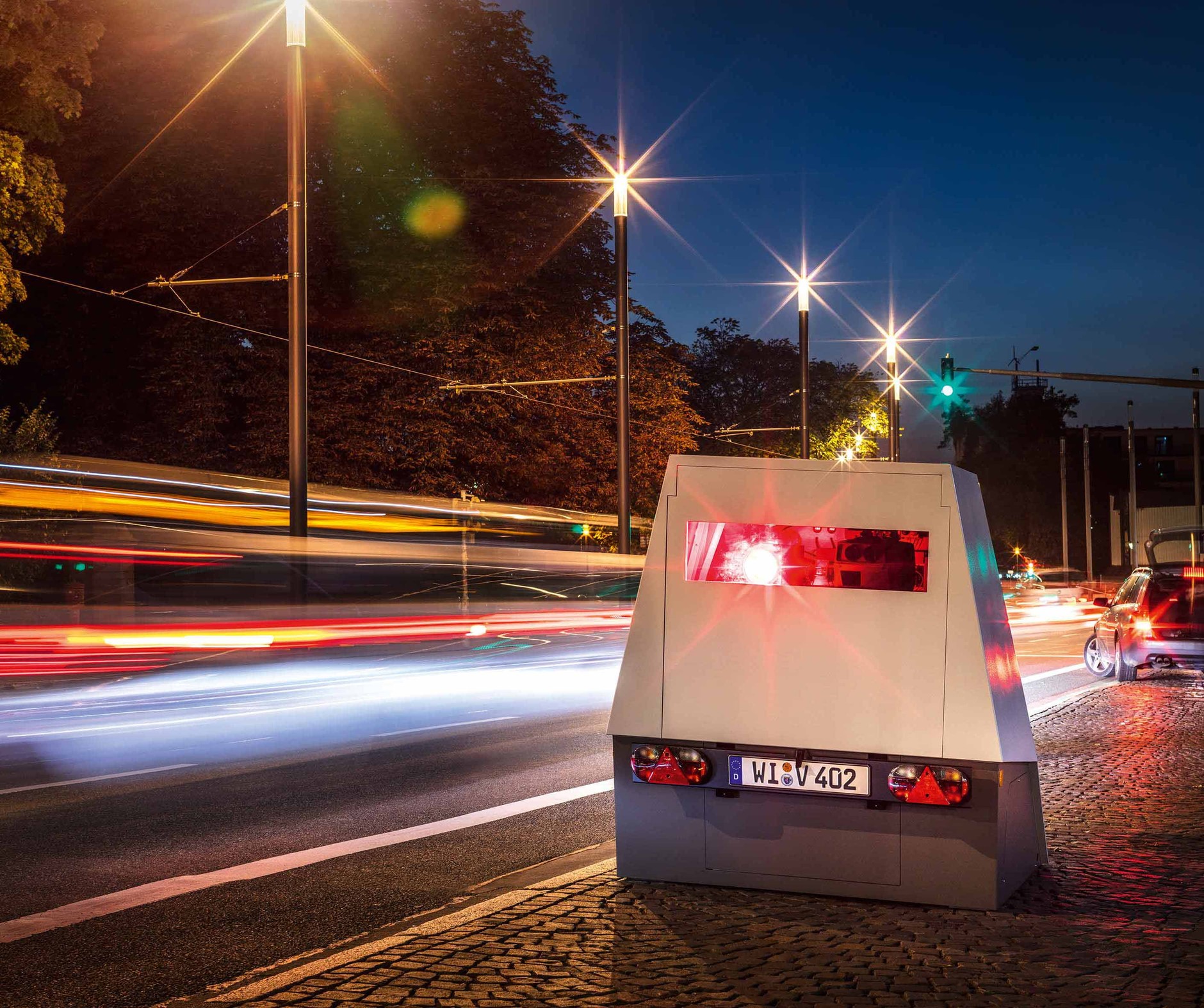 Fotoradar zamaskowany jako przyczepka – taki sprzęt miał się ostatnio spodobać nadinspektorowi Połciowi