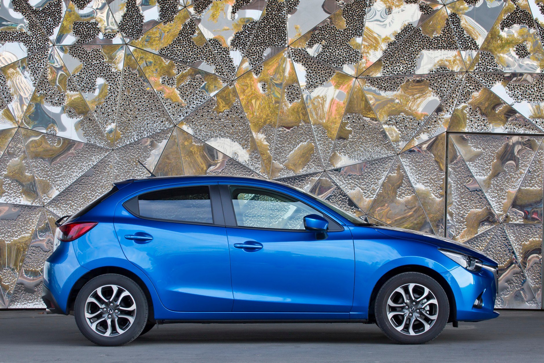 Mazda2 w europejskiej specyfikacji