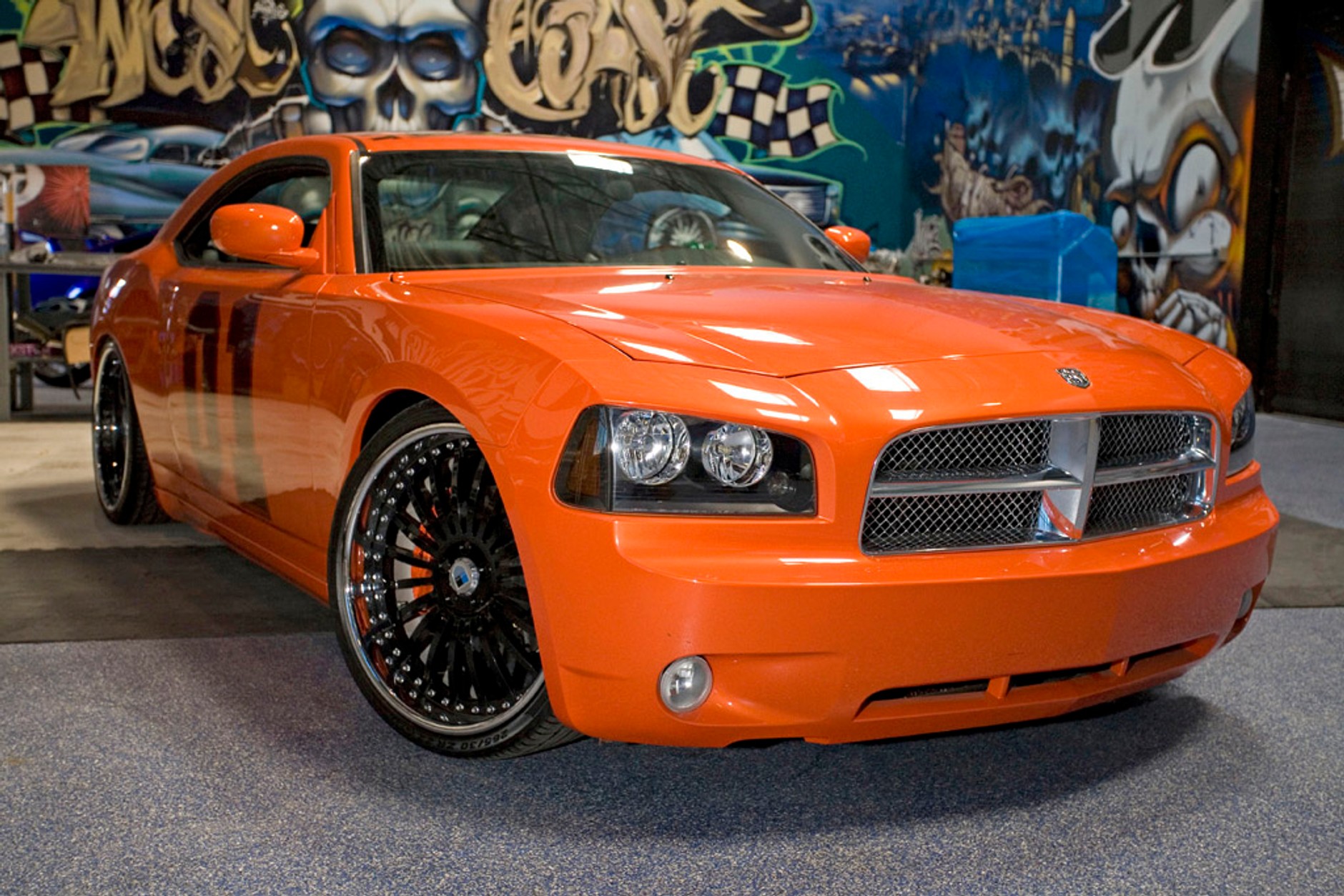 Jak pracuje West Coast Customs?