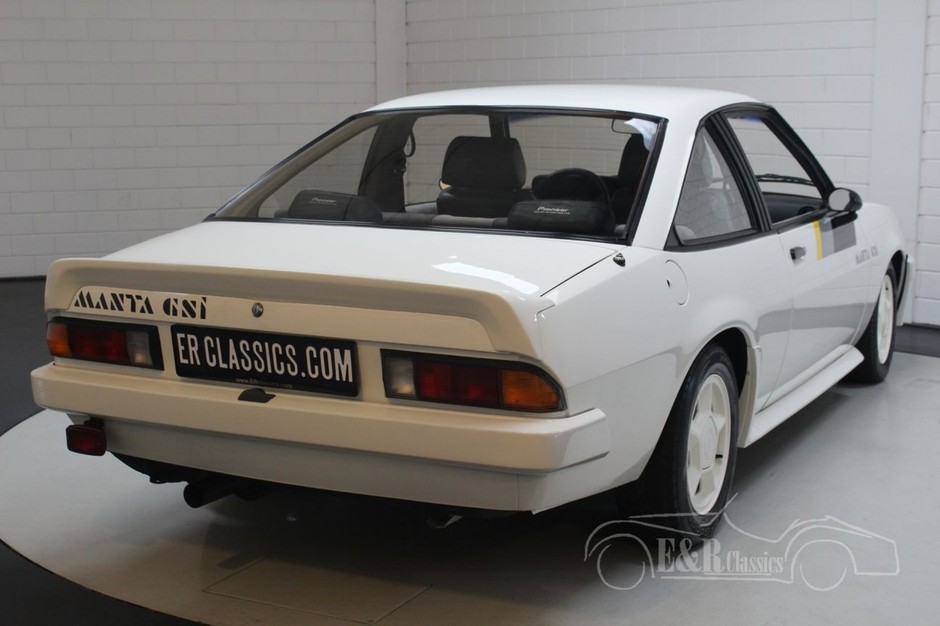 Opel Manta GSi – wymarzona wersja w stanie, jak nowa