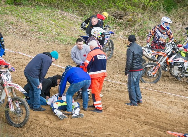 Groźny wypadek Tomasza Golloba