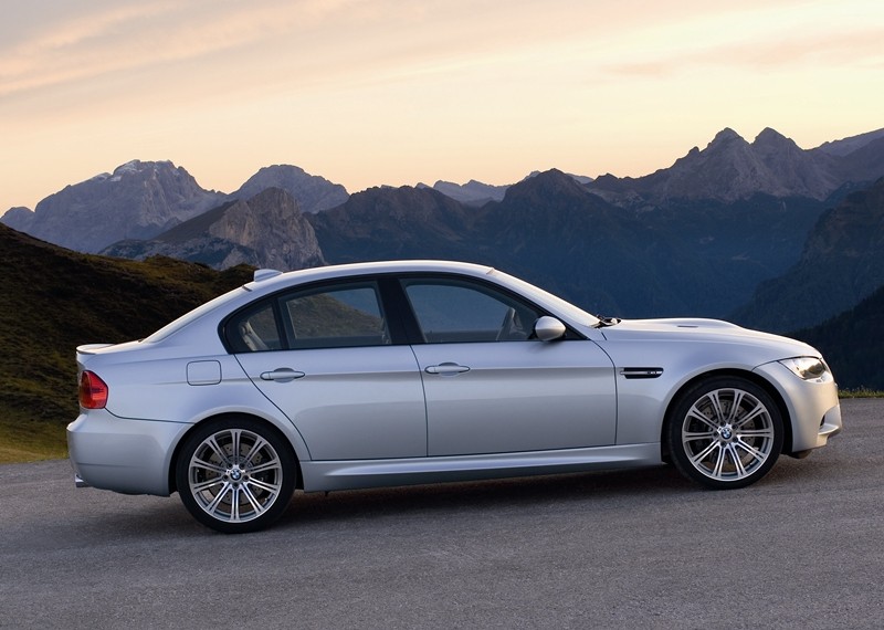 BMW M3 ma 25 lat