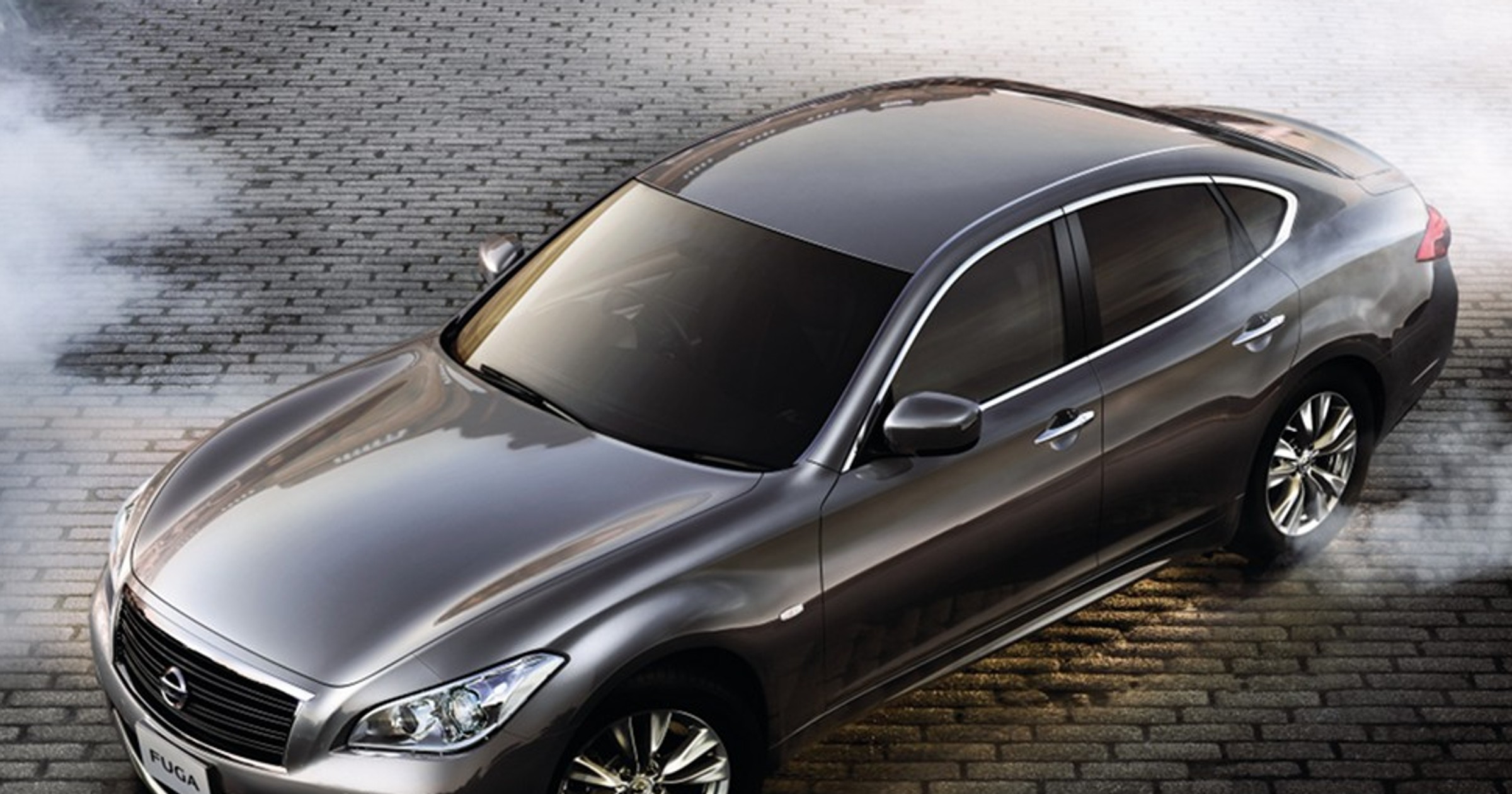 Sedan Nissana pod marką Mitsubishi