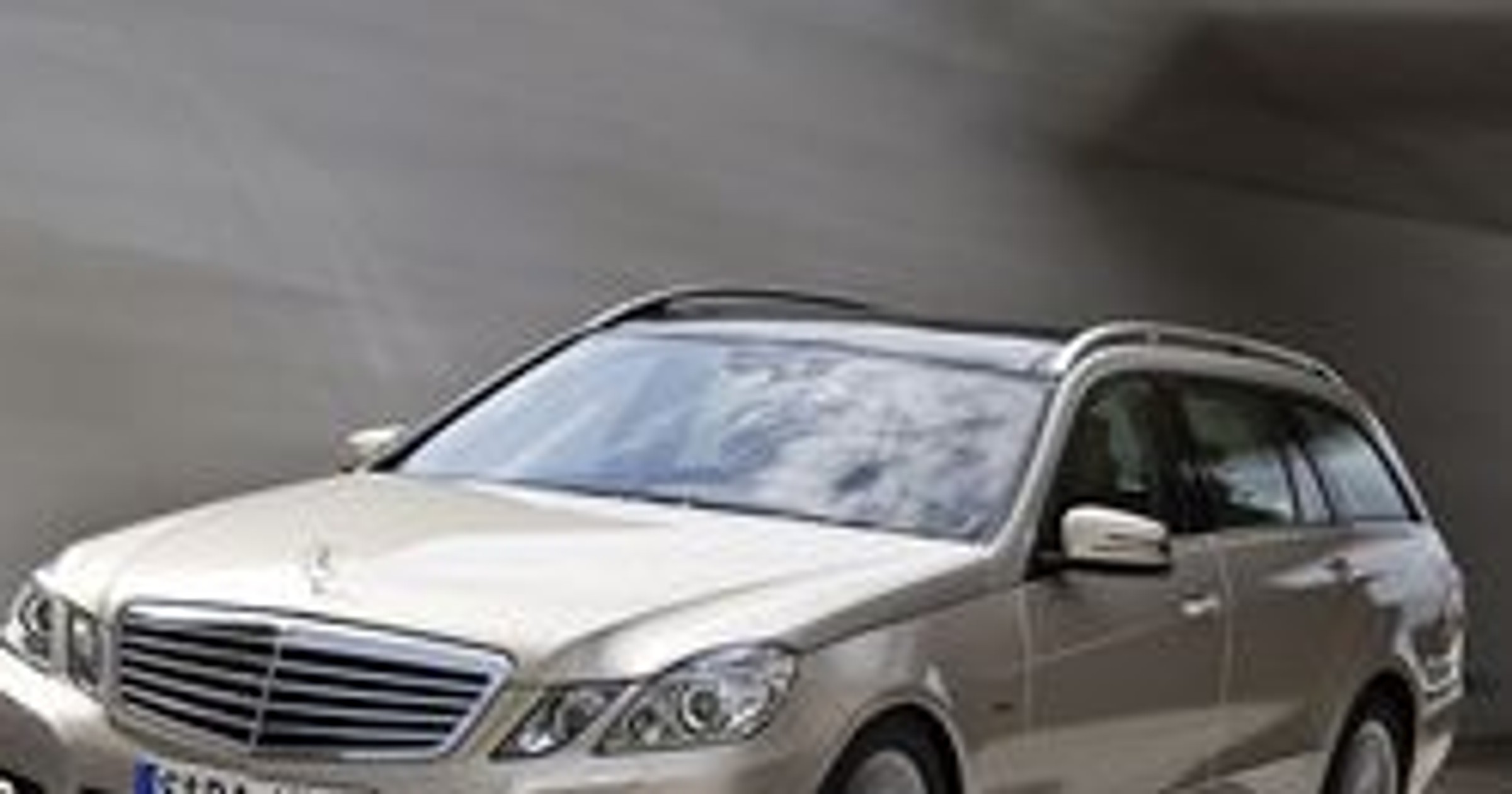 IAA Frankfurt 2009: Mercedes-Benz E-klasa Kombi - oficjalne informacje i zdjęcia
