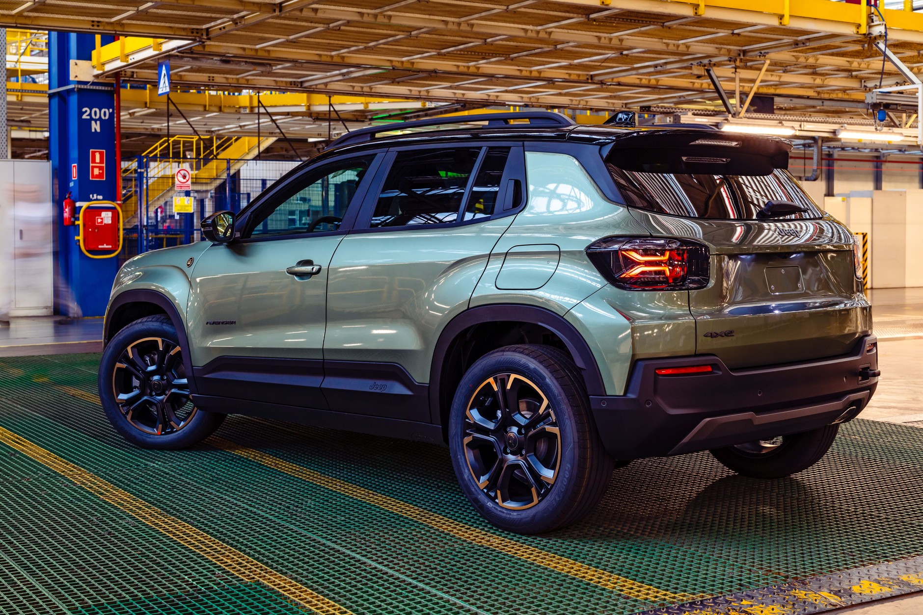 Nowy Jeep Avenger 2026. Produkcja w Tychach idzie pełną parą