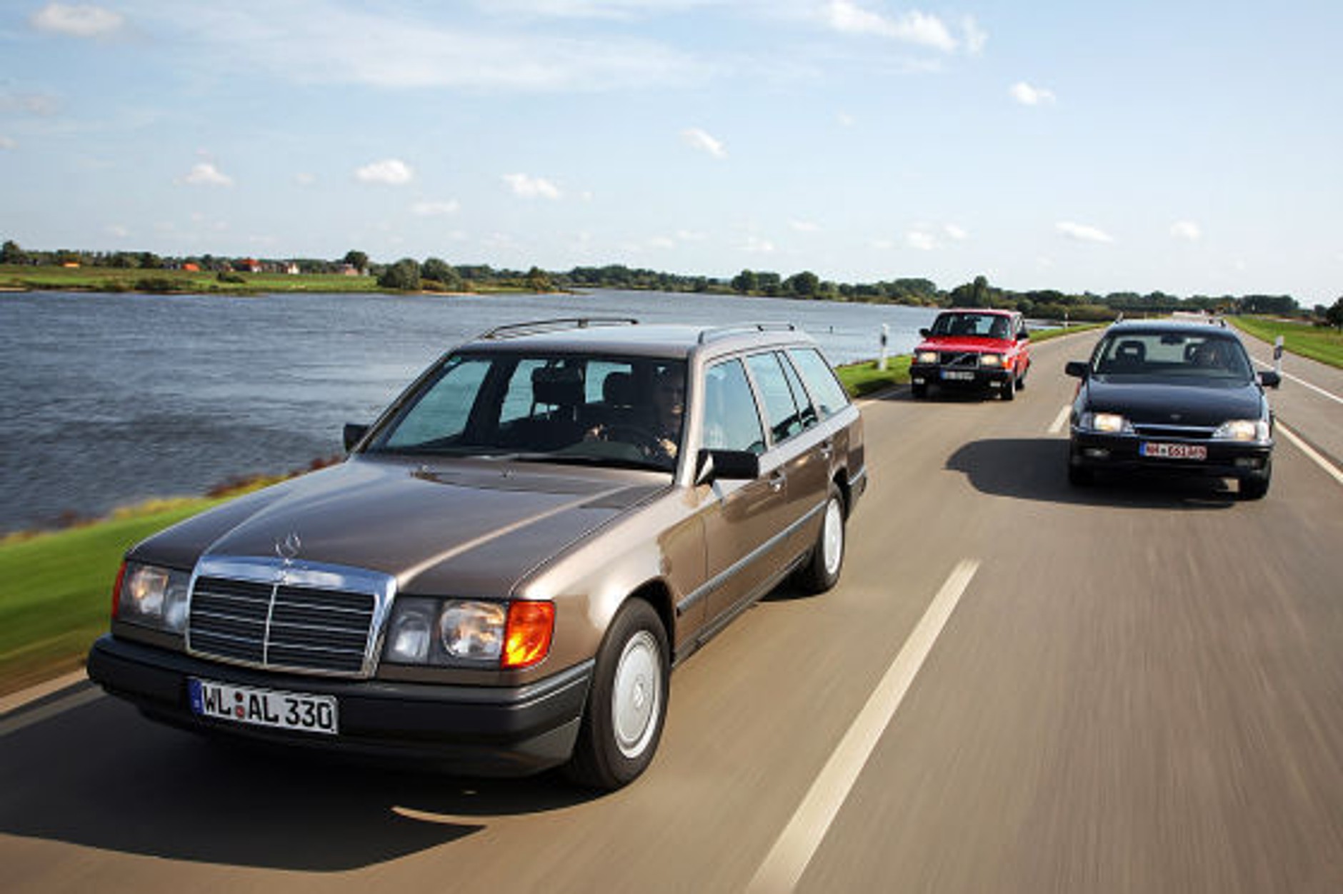 Mercedes W124,Opel Omega i Volvo 240: kombi marzeń sprzed lat!
