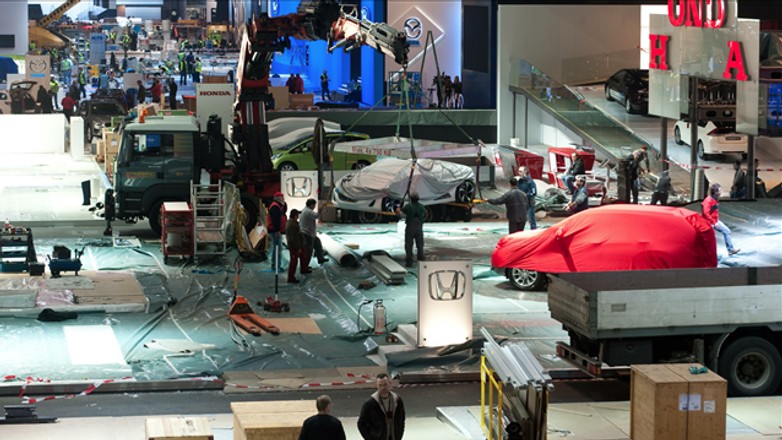 Zobacz kulisy przygotowań do Geneva Motorshow 2012