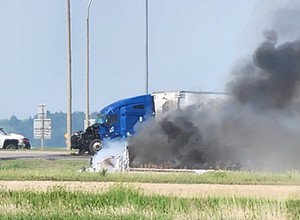 Co najmniej 15 osób zginęło w wypadku drogowym w Kanadzie. Ciężarówka zderzyła się z minibusem