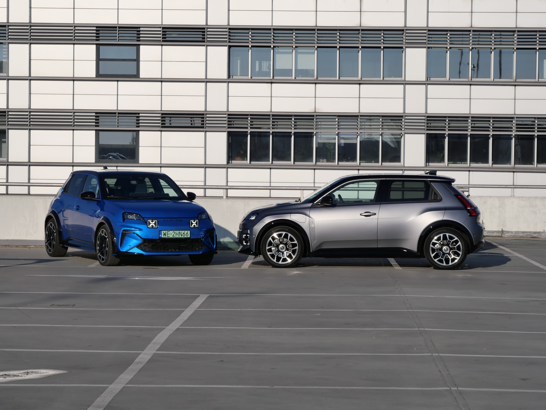 Renault 5 vs Alpine A290