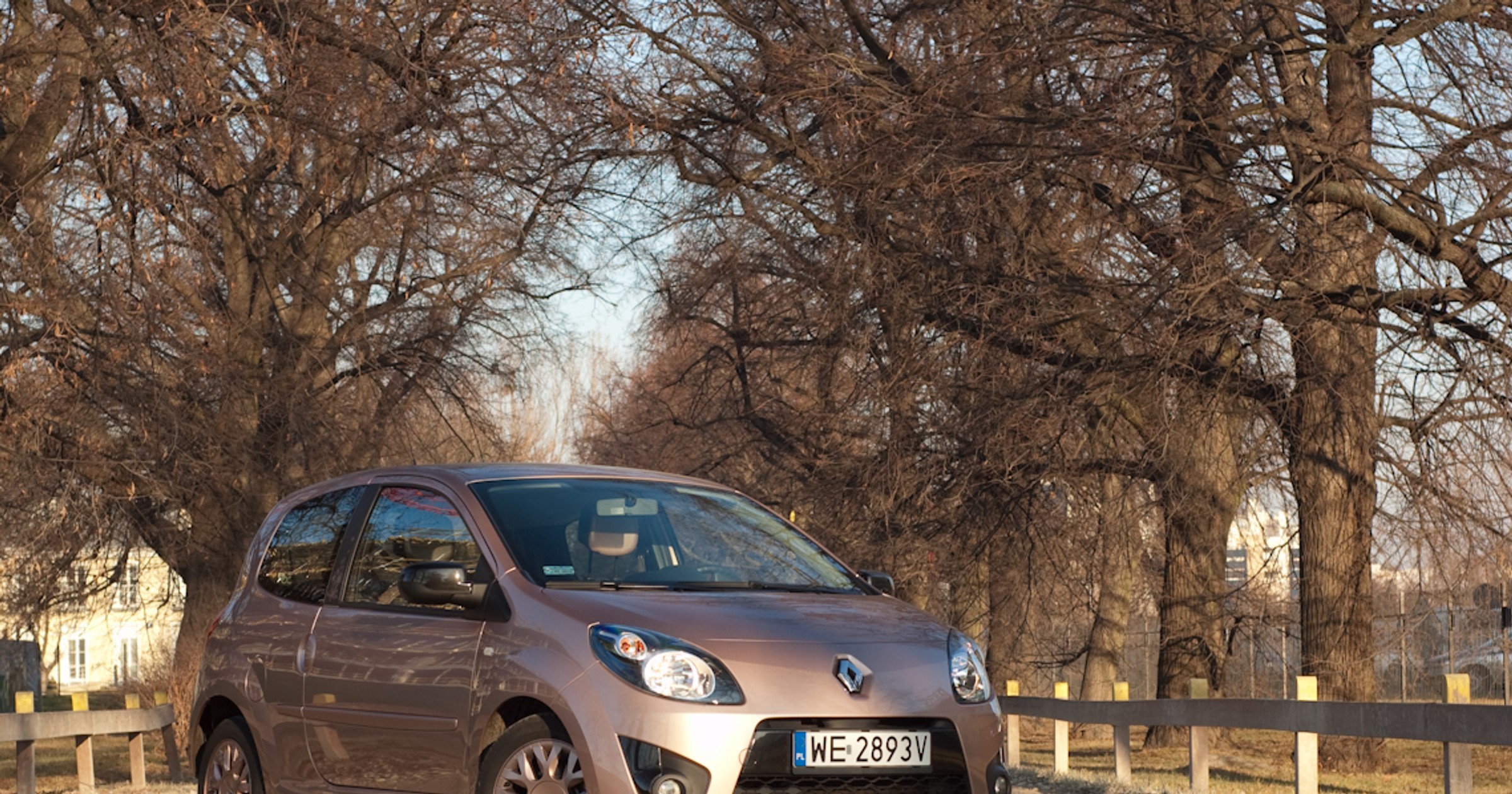 Renault Twingo Miss Sixty: różowa puderniczka