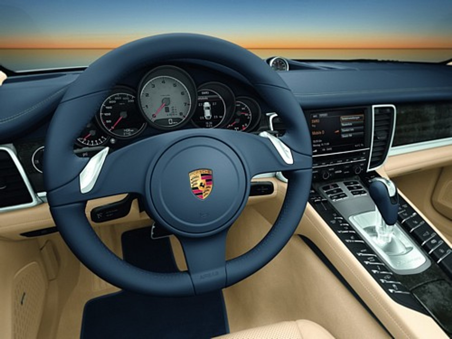 Porsche Panamera bez tajemnic