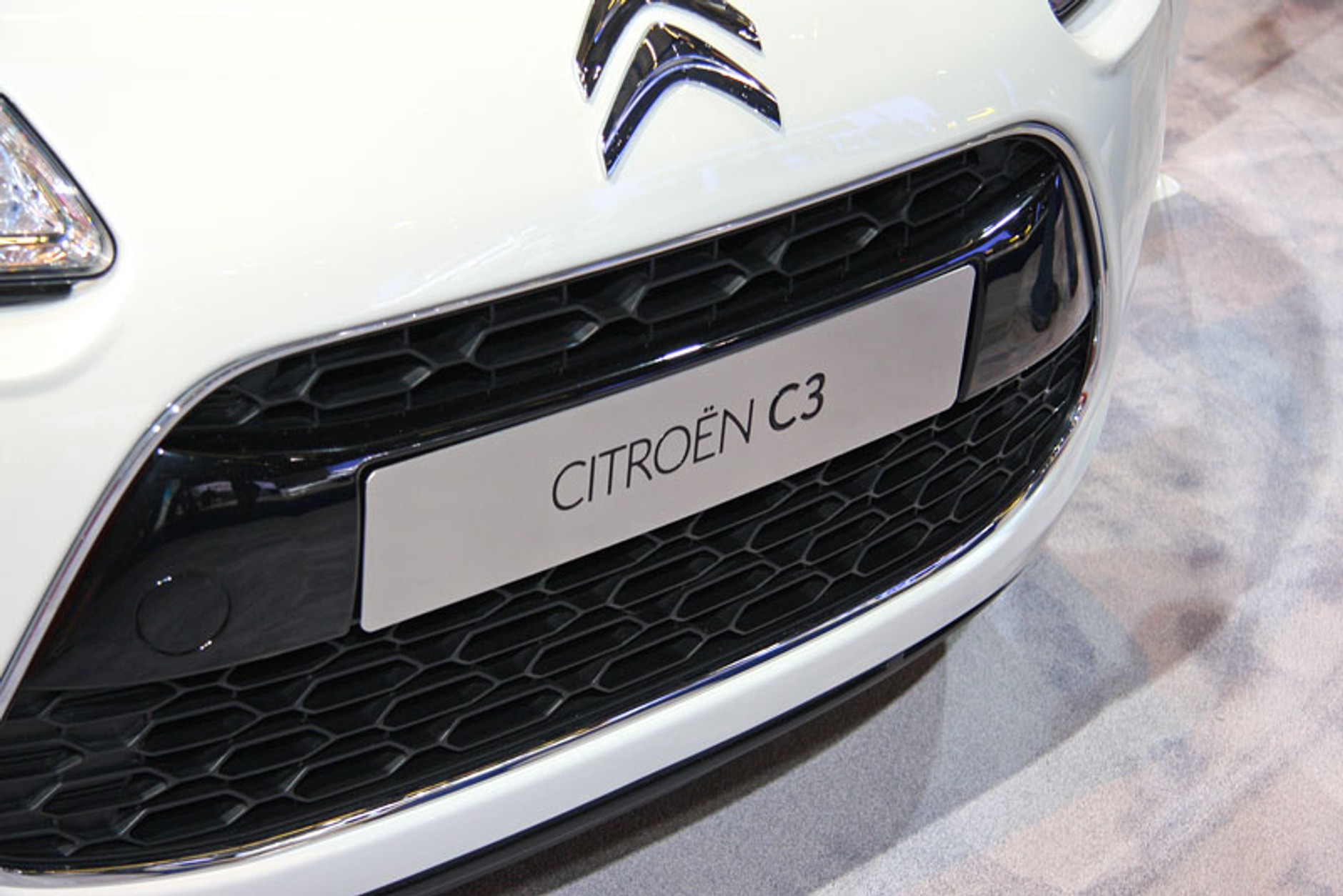 IAA Frankfurt 2009: Citroën C3 – pierwsze wrażenia (fotogaleria)