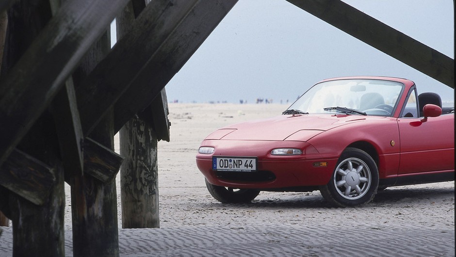 Mazda MX-5 - Auto małe, lekkie, fajne i bez dachu 