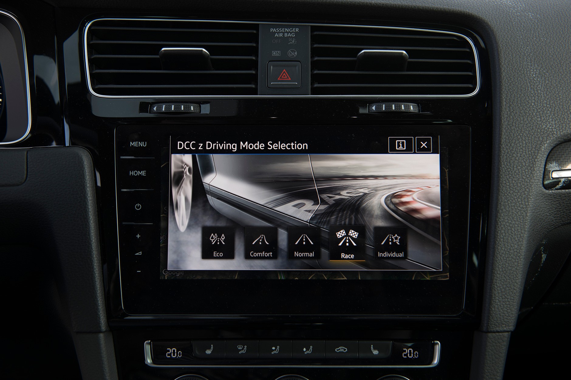 Renault Megane GT vs. VW Golf R