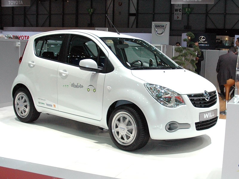 Koncepcyjny Opel Agila z systemem napędu Michelin Active Wheel