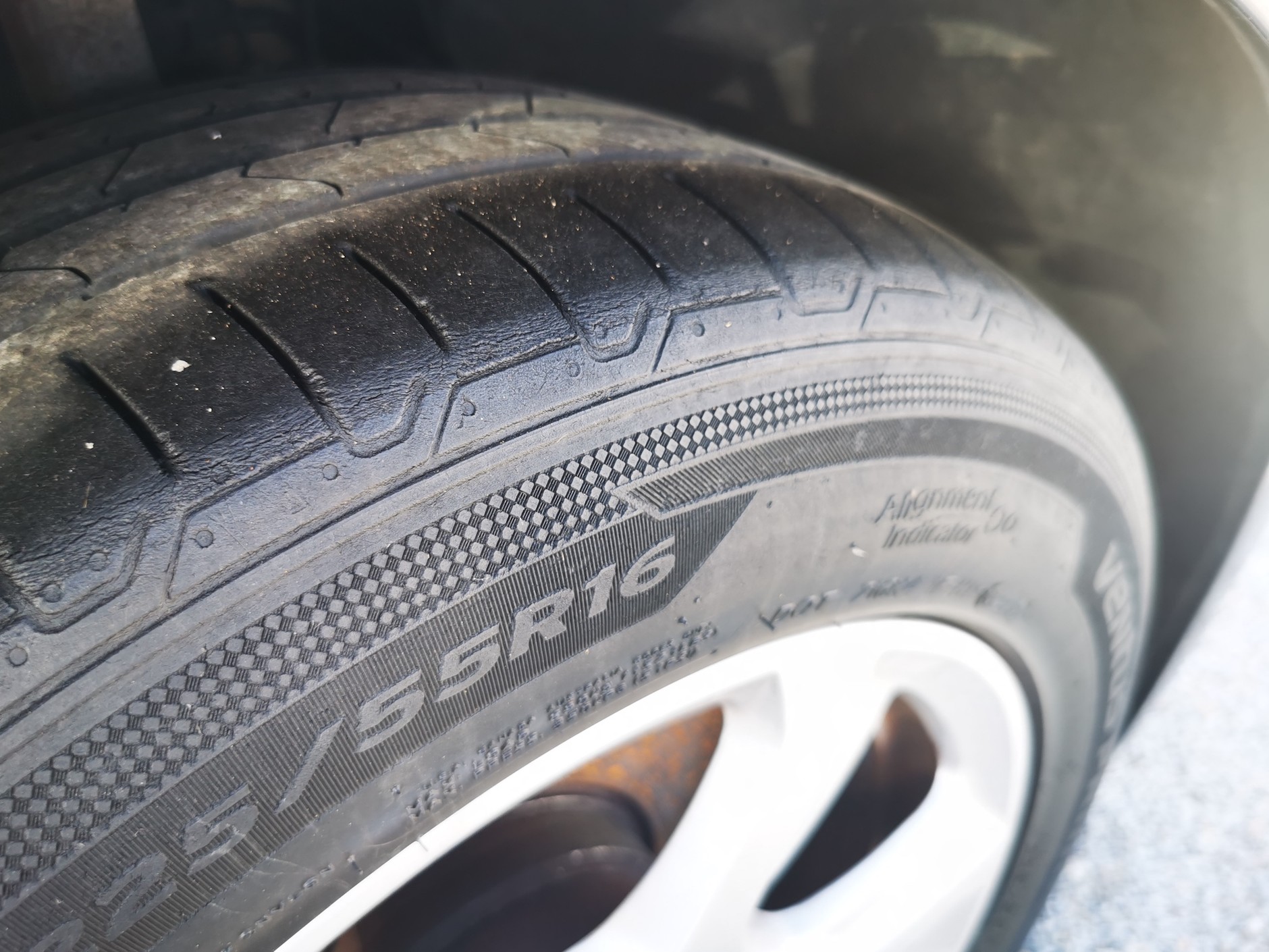 Audi A4 Avant 2.0 TDI z 2011 roku za 36 tys. 500 zł Oglądaliśmy je tylko z zewnątrz