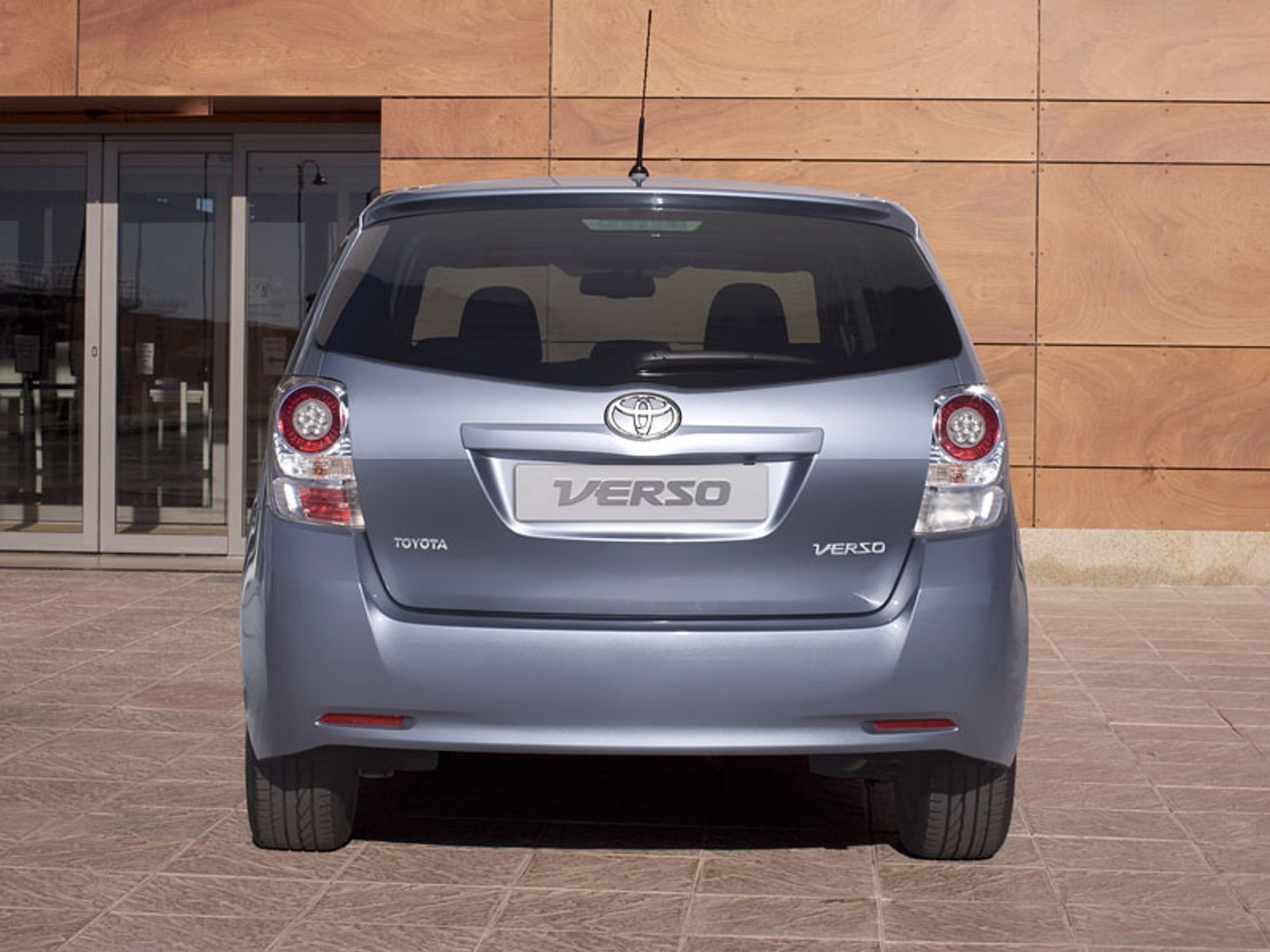 Genewa 2009: Toyota Verso – nowe 7-miejscowe MPV