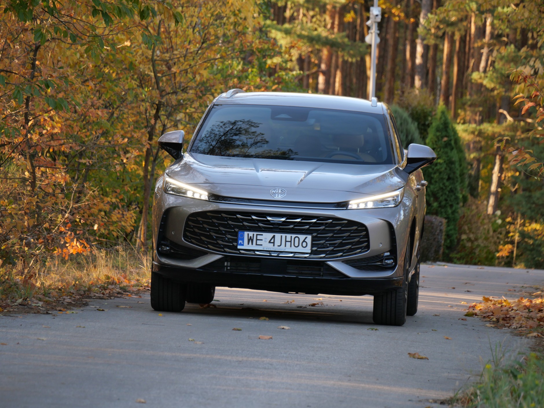 MG HS – ten chiński SUV "idzie jak burza". Od niedawna dostępny jest także w wersji hybrydowej