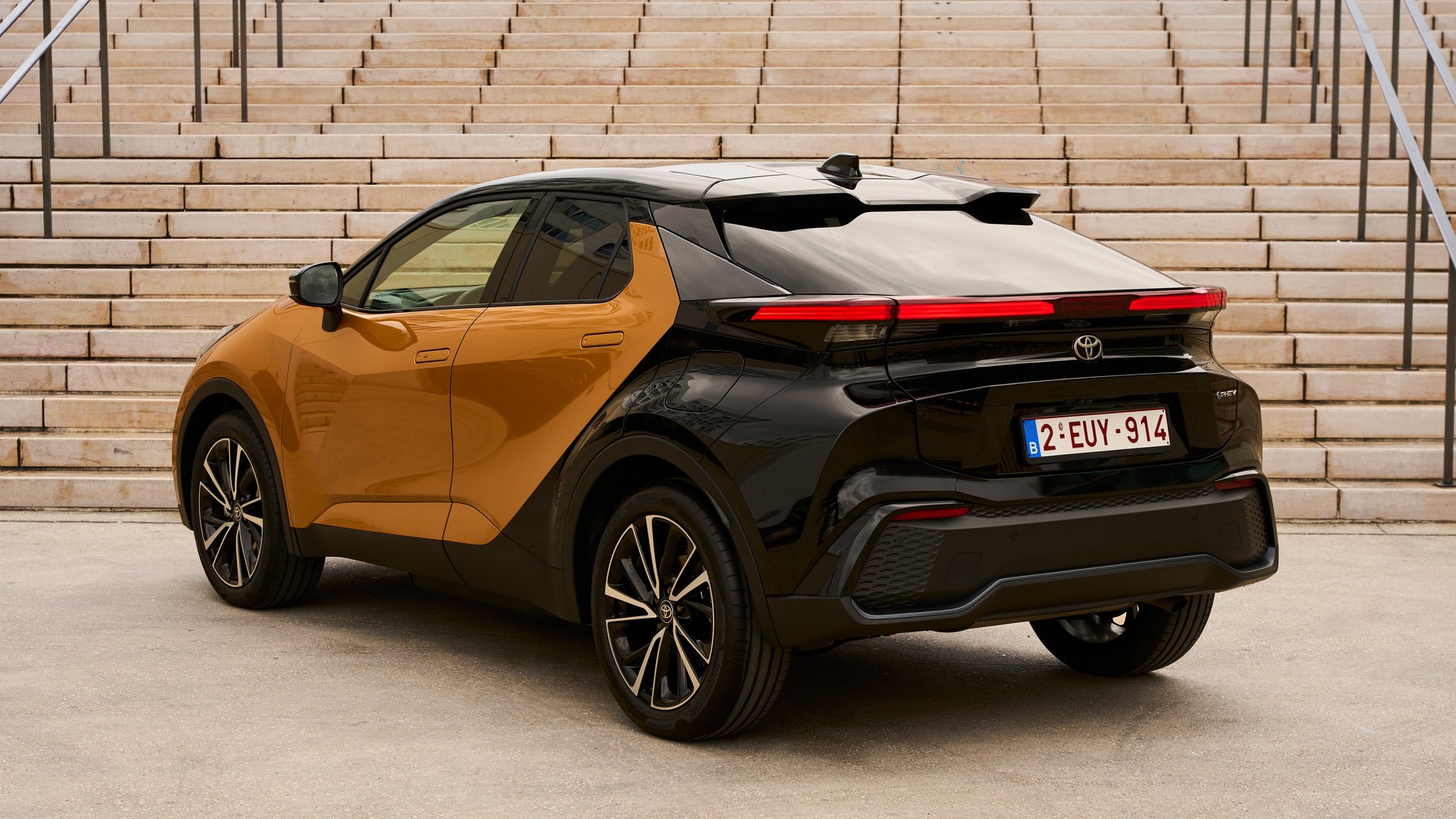 Toyota C-HR Plug-in Hybrid