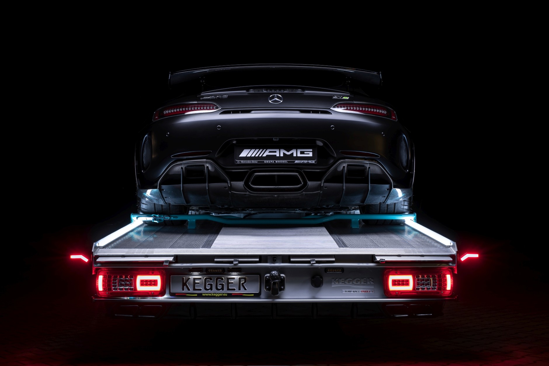 Mercedes Sprinter Petronas Edition Kegger