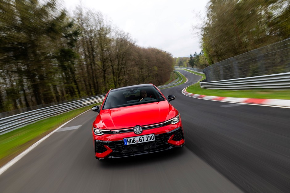 Volkswagen Golf GTI EDITION 50