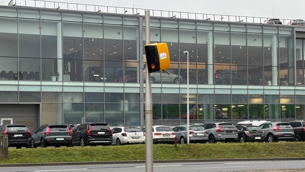 Fotoradar TraffiStar SR390