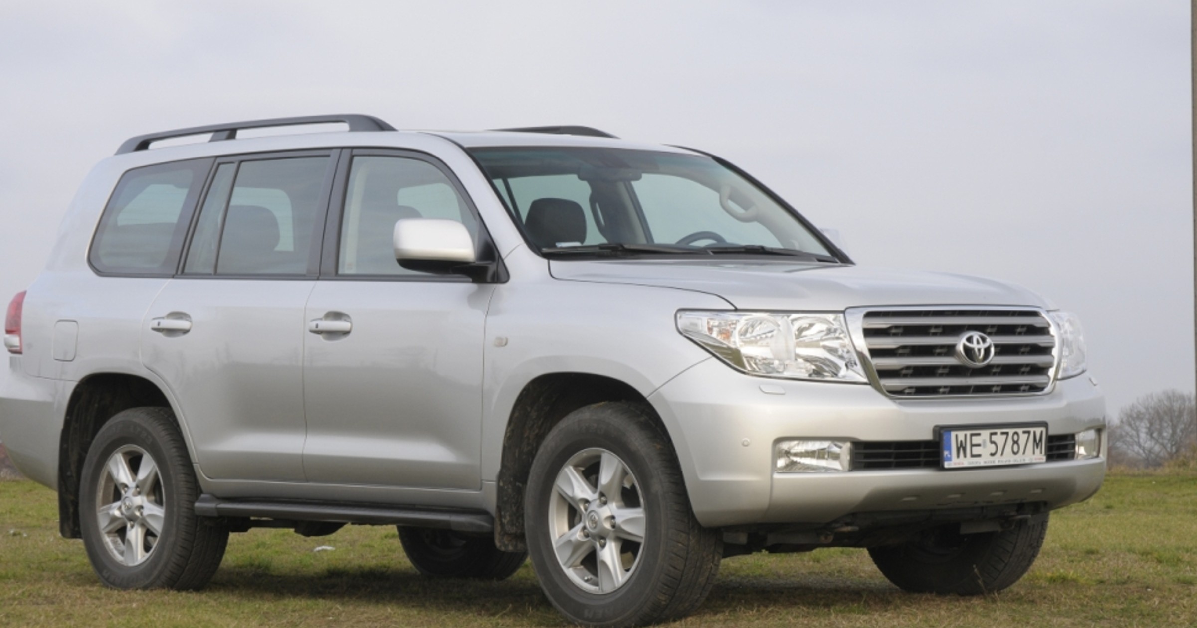 Toyota Land Cruiser v8 4.7 - Kolos w terenie