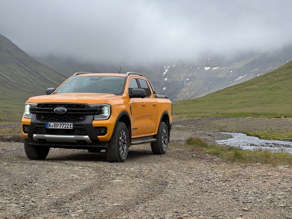 Ford Ranger PHEV 2025