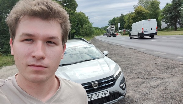 Porównałem autostradę A2 z drogą krajową. Można zaoszczędzić kilkaset złotych