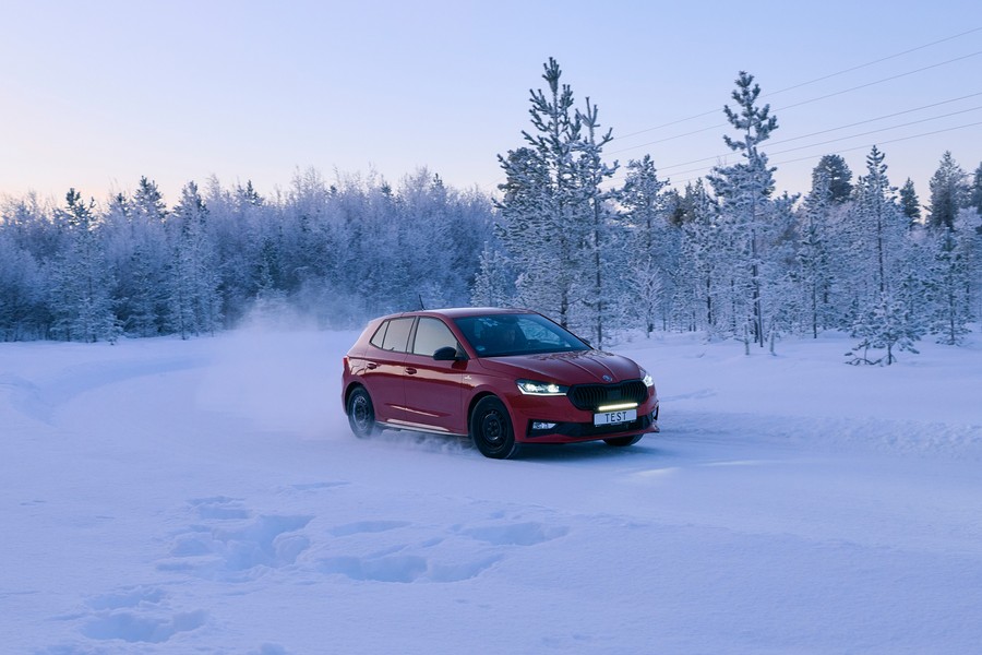 Test opon zimowych do aut miejskich wykonany przez niemiecki automobilklub ADAC. Wyniki poniżej oczekiwań.