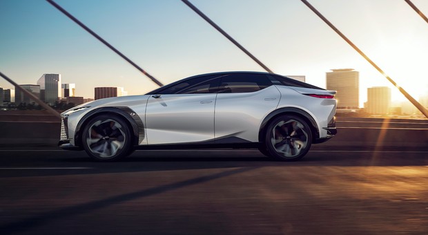 Lexus LF-Z Electrified – przyszłość marki nie będzie tylko elektryczna