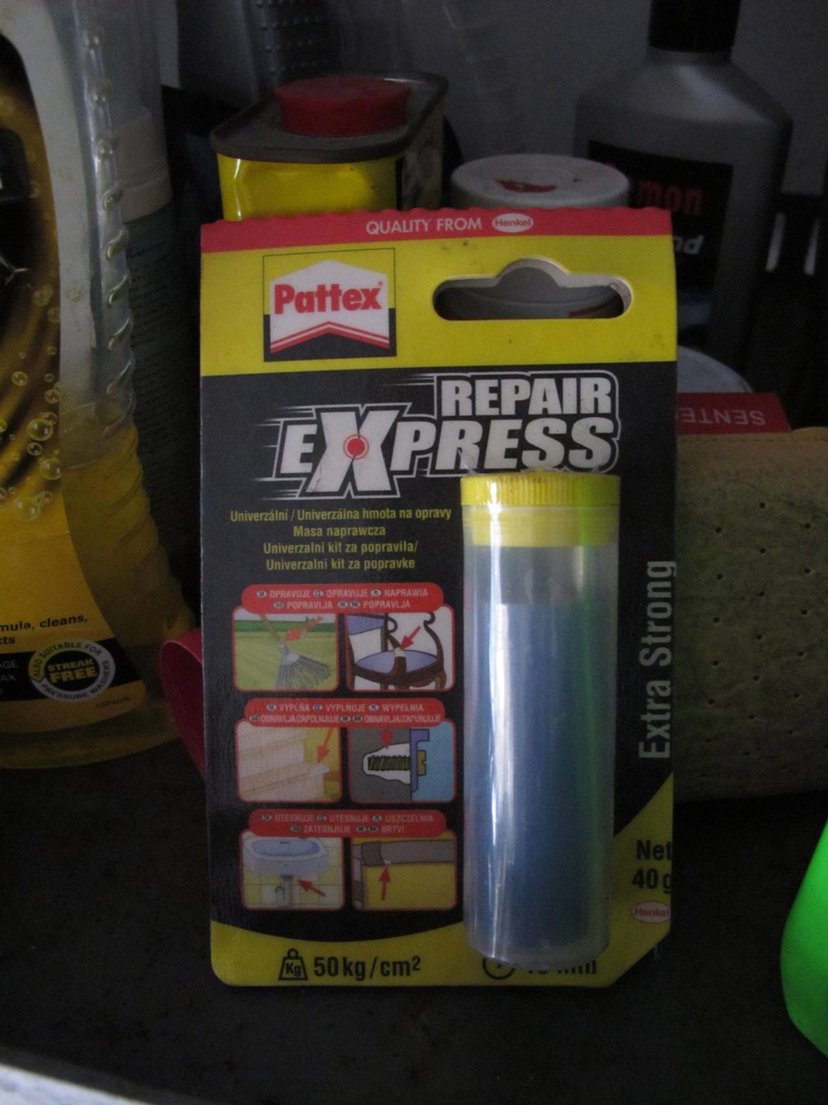 Porządki w garażu - co zostawić a co wyrzucić?