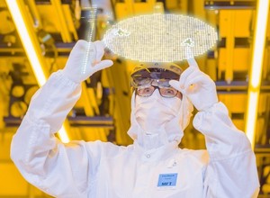 Produkcja elektroniki wraca do Europy. Poczekamy krócej na nowe auto czy pralkę