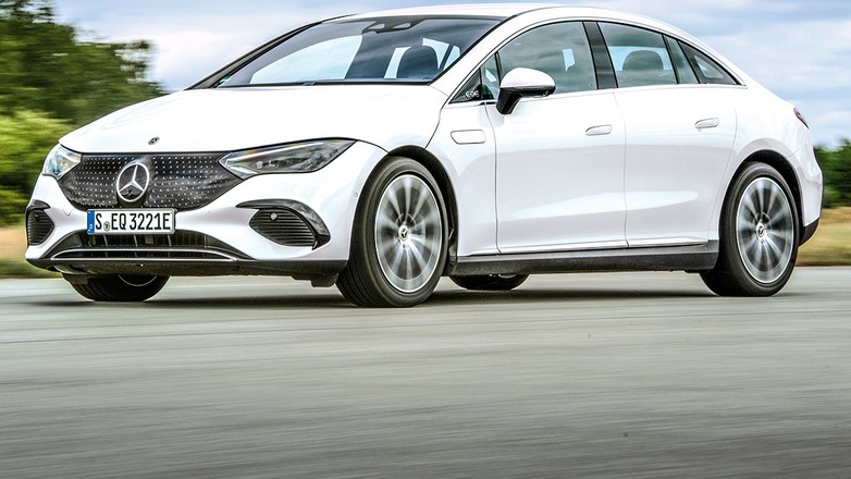 Mercedes EQE 350+ (2022)