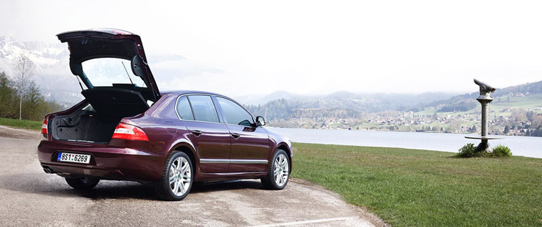 Škoda Superb: 4 lata gwarancji, 120 tys. km i bezpłatny serwis!