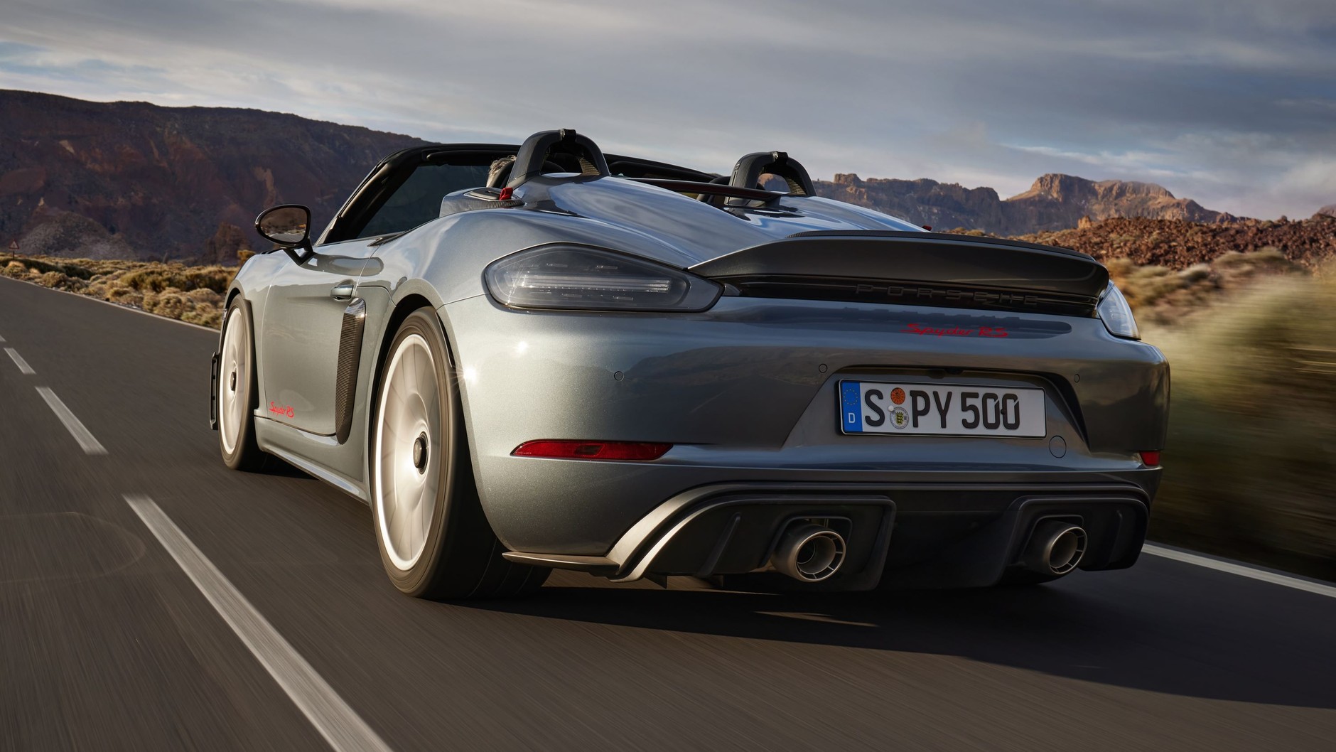 Porsche 718 Spyder RS