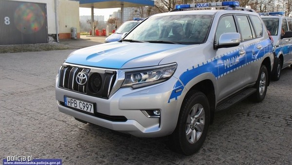 Nowe radiowozy dolnośląskiej policji