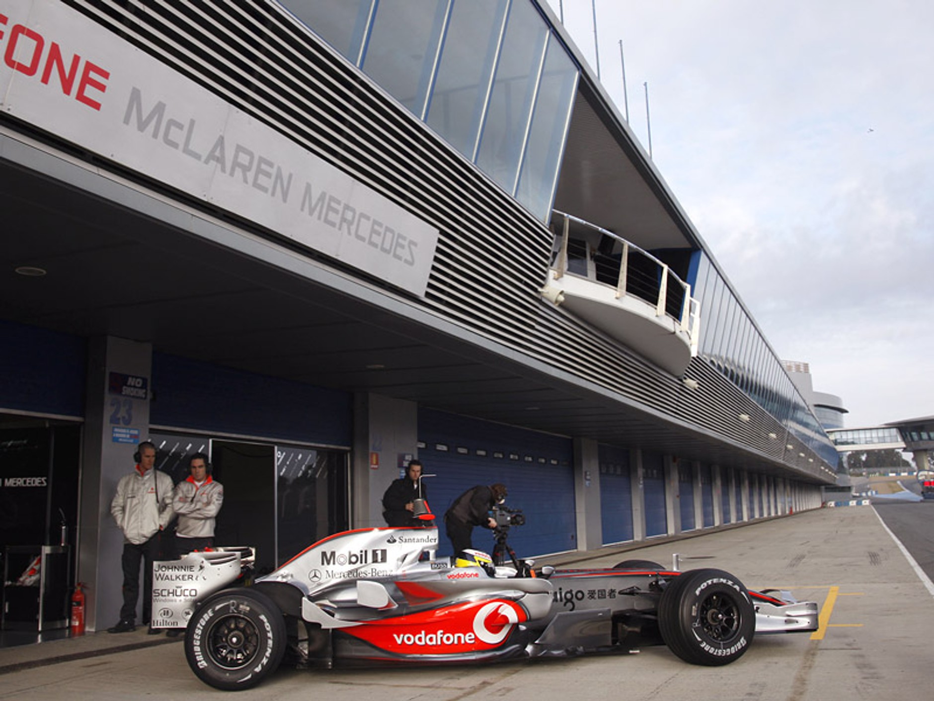 Vodafone McLaren-Mercedes w 2008 roku (historia, prezentacja)