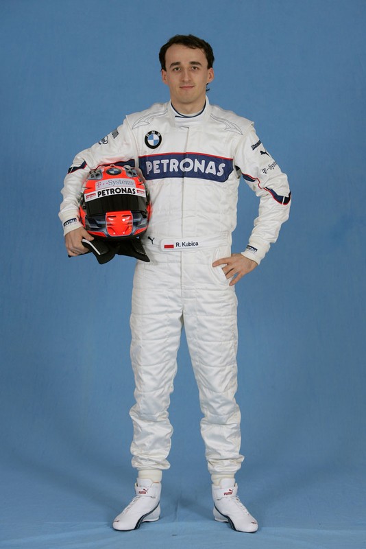 Formuła 1: Robert Kubica sprawdził nowy bolid BMW Sauber - F1.09 (fotogaleria)