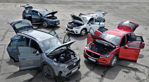 Japonia i Korea na starcie: Honda CR-V, Hyundai Tucson, Mazda CX-5 i Subaru Forester