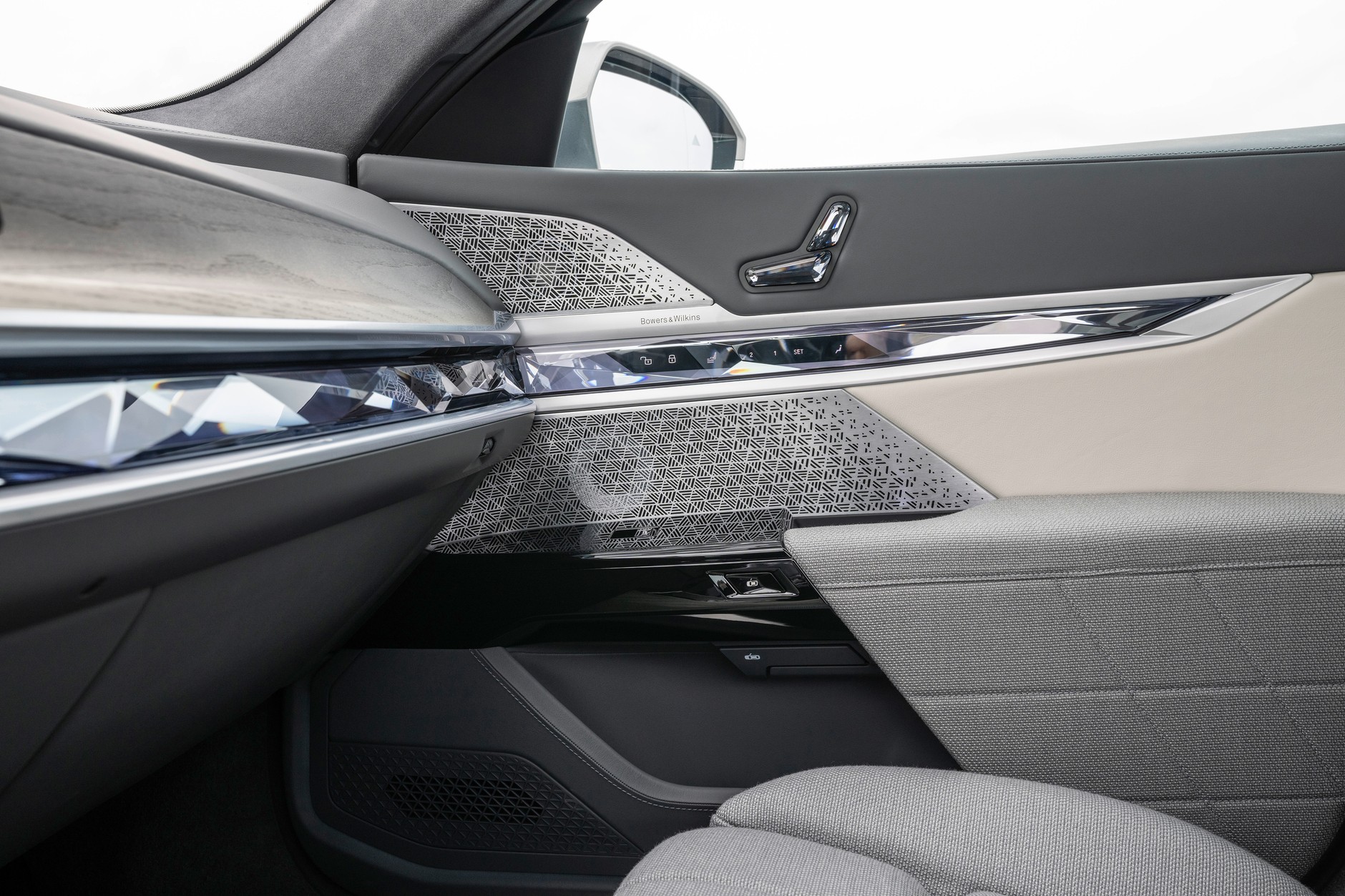 BMW serii 7 (siódma generacja; G70; od 2022 r.)