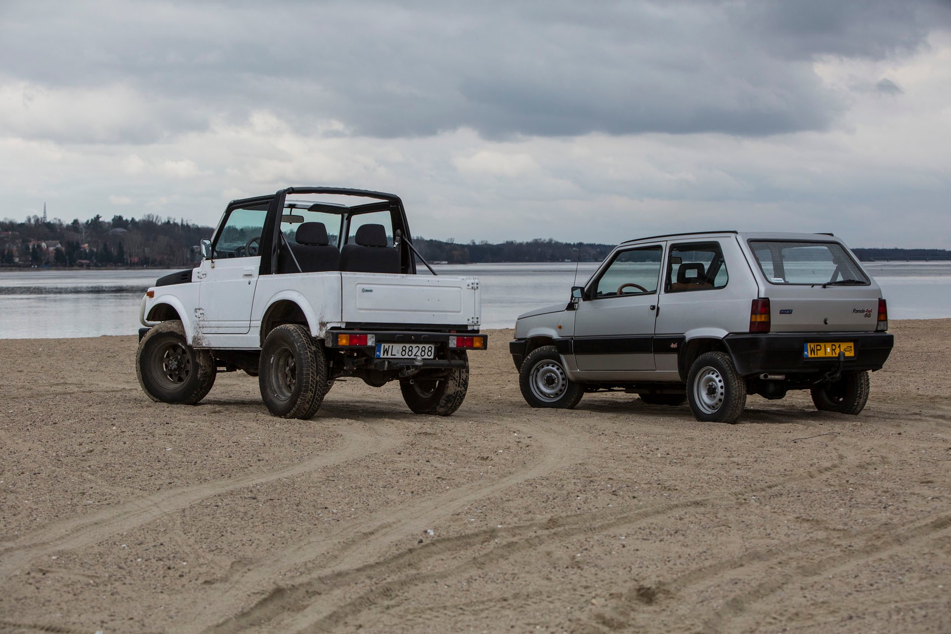 Fiat Panda 4x4 kontra Suzuki SJ 413
