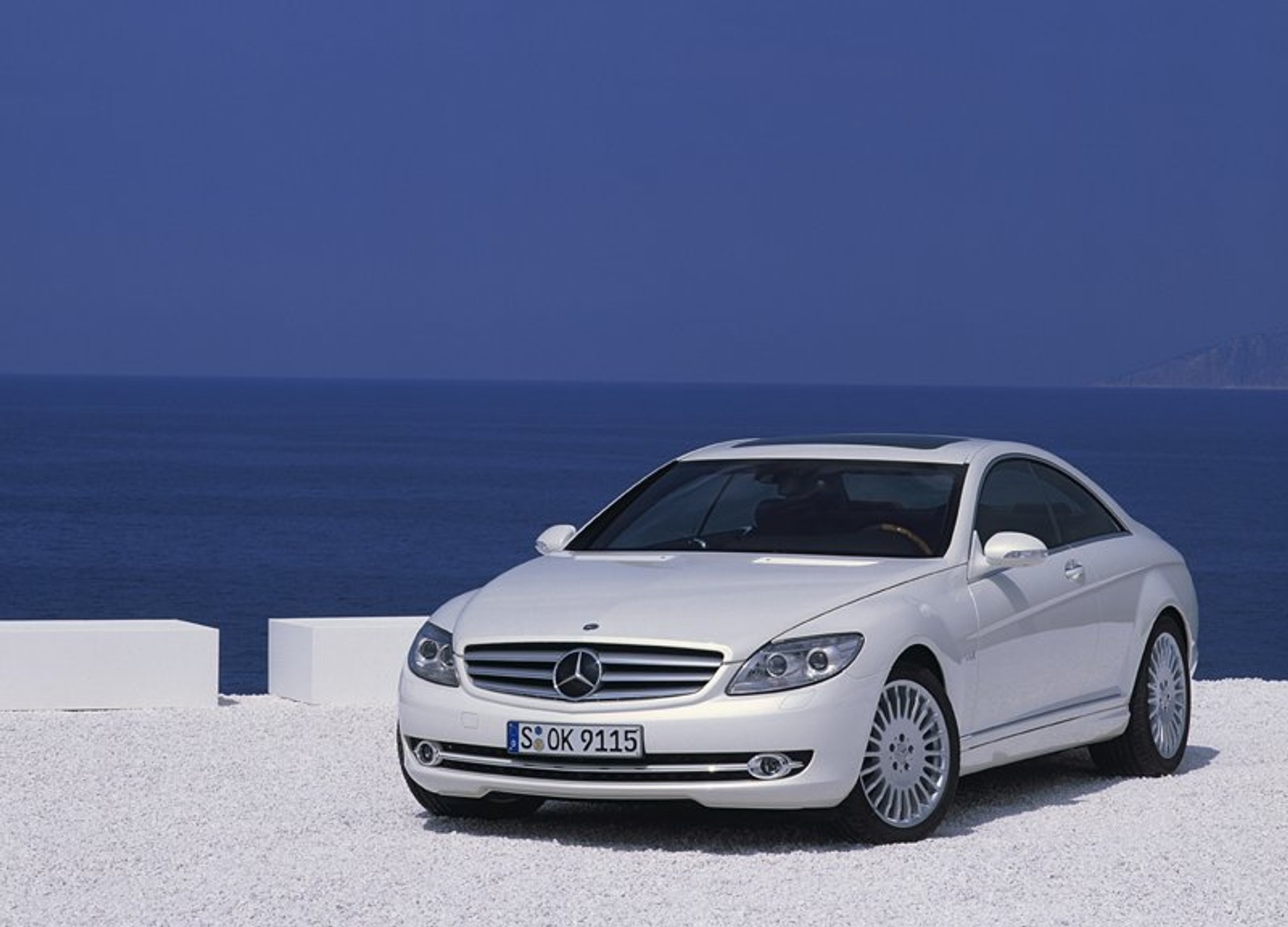 Mercedes-Benz CL: nowa generacja luksusowego coupe