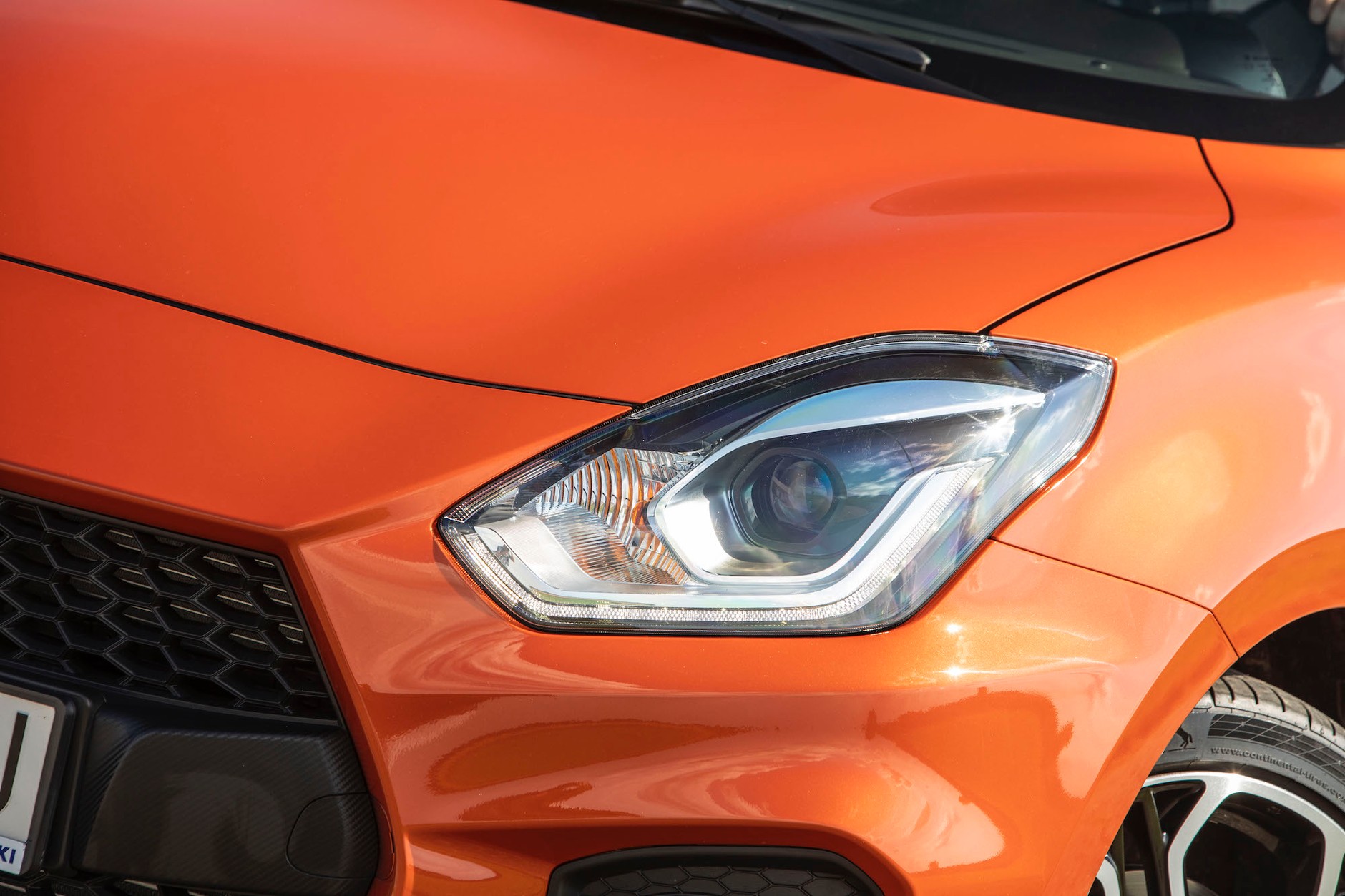 Suzuki Swift Sport Hybrid – Sport z elektrycznym doładowaniem